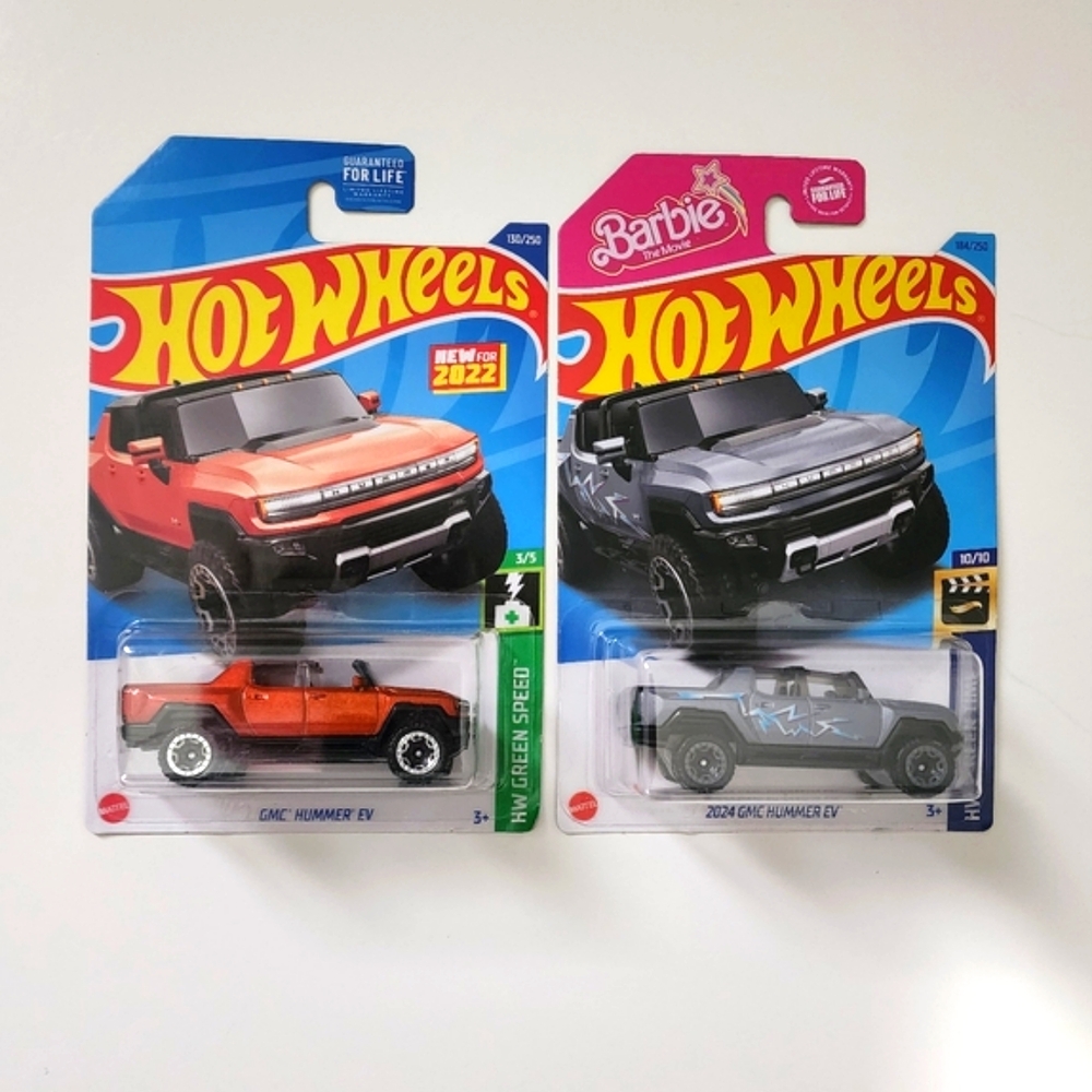 Hot Wheels ~ GMC Hummer EV ~ 2 Pack